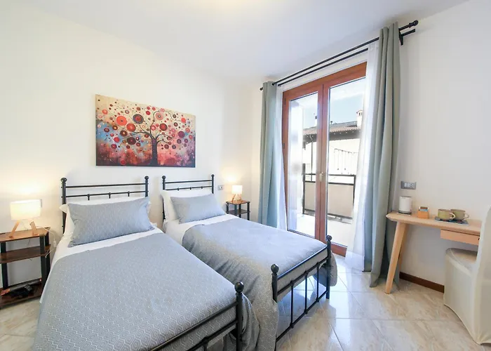 Orio Stay&fly Guest house *
