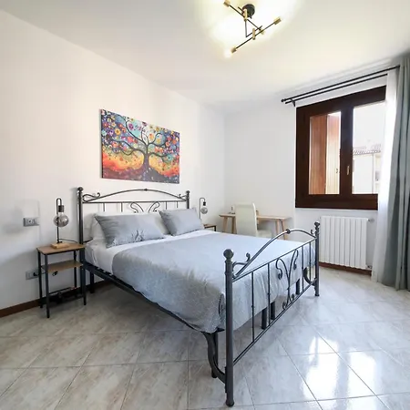 Πανσιόν Orio Stay&fly *